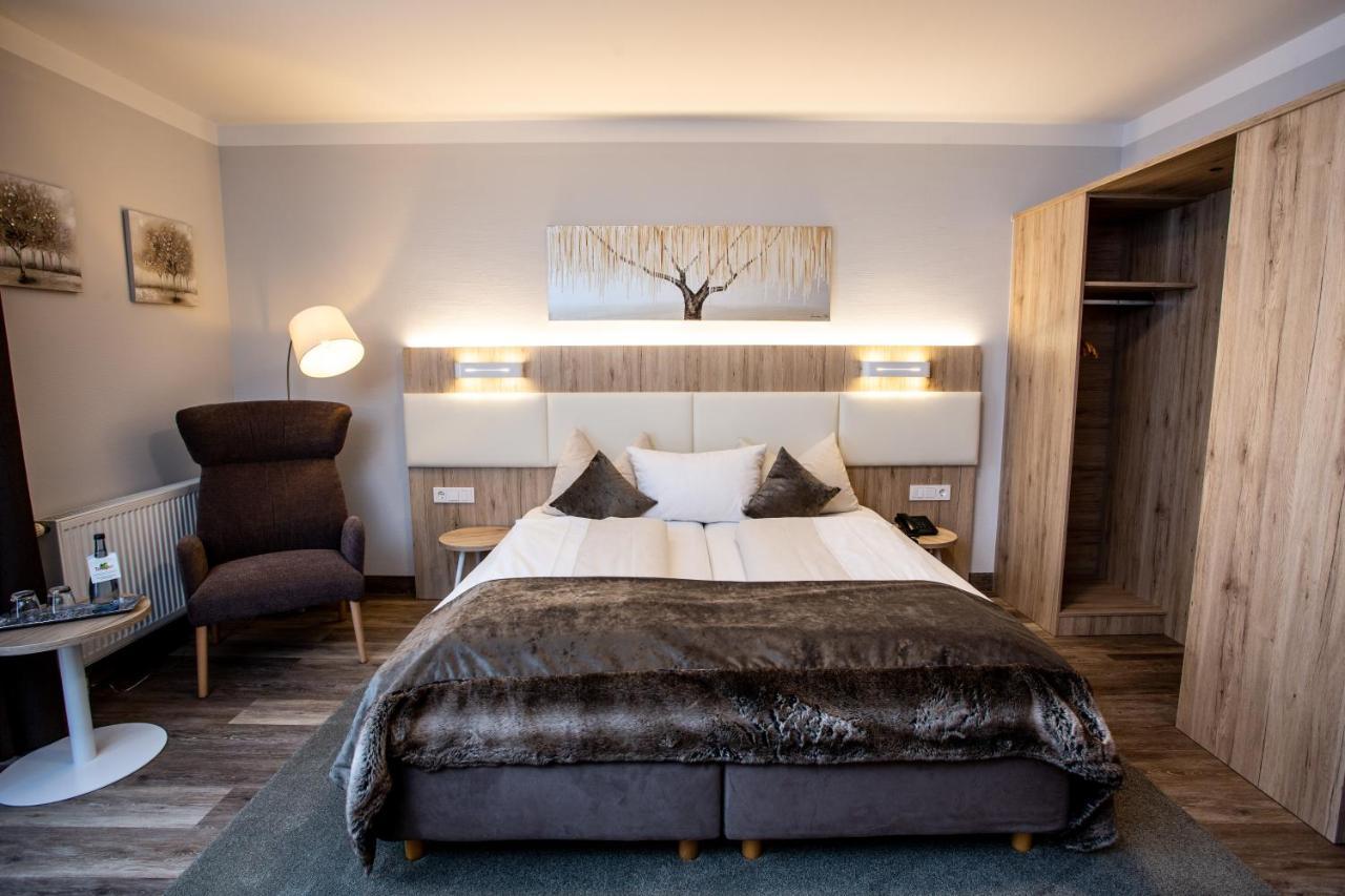 Amtsstueble Hotel & Restaurant Mosbach  Bagian luar foto