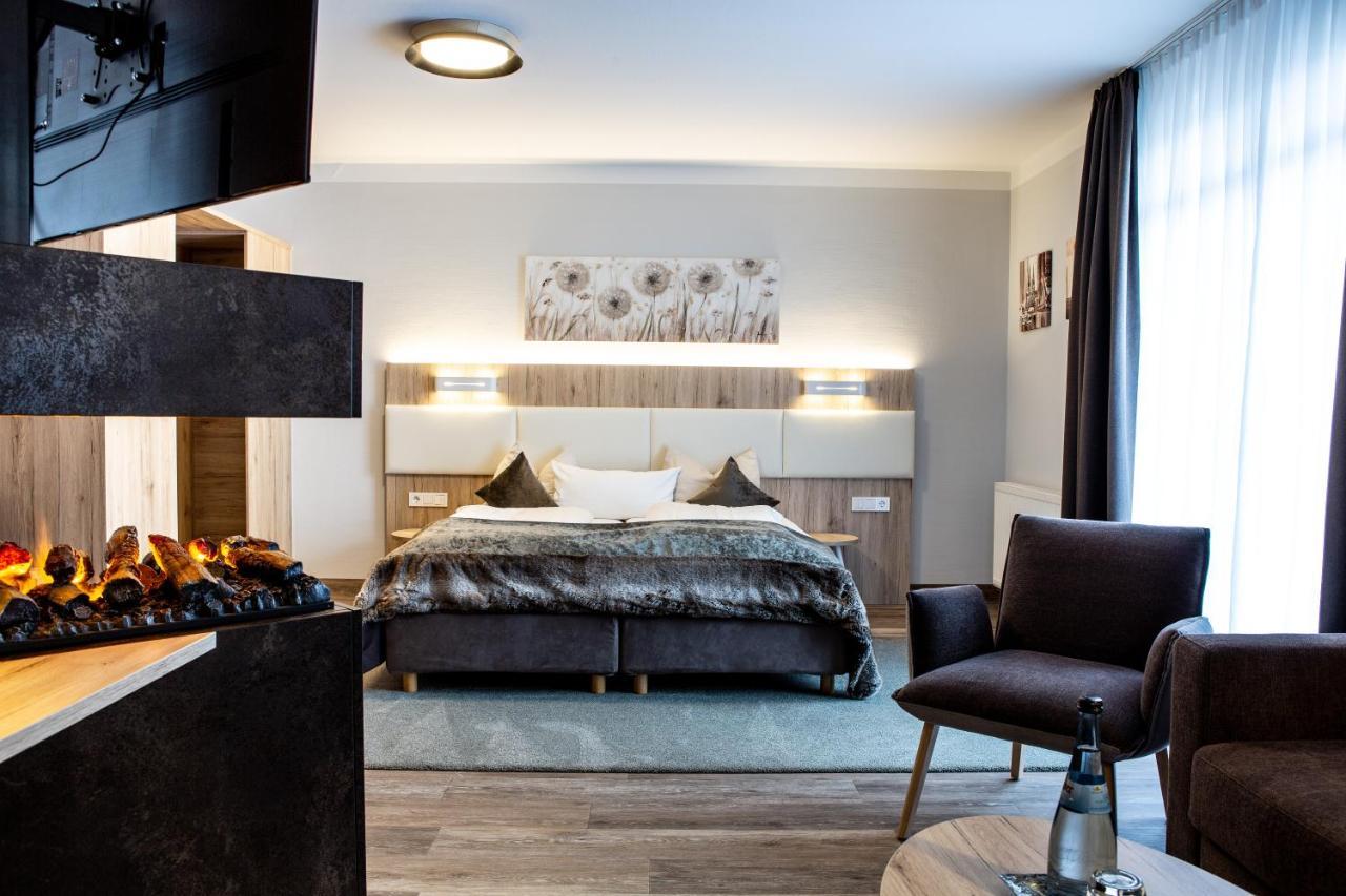 Amtsstueble Hotel & Restaurant Mosbach  Bagian luar foto