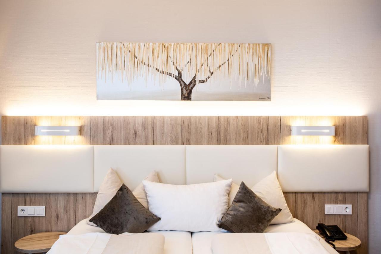 Amtsstueble Hotel & Restaurant Mosbach  Bagian luar foto