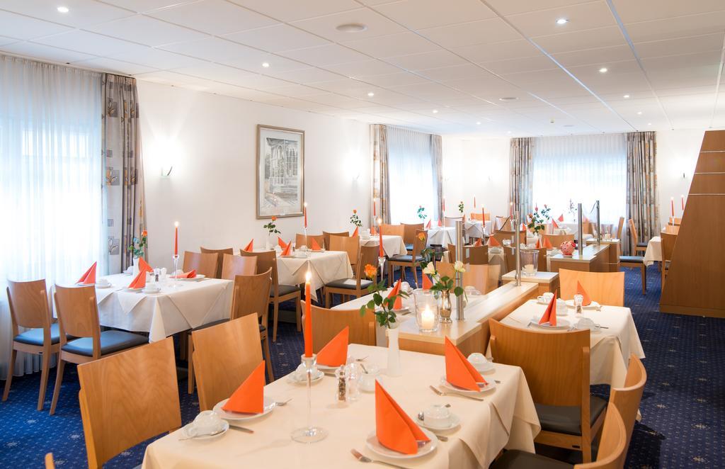 Amtsstueble Hotel & Restaurant Mosbach  Bagian luar foto