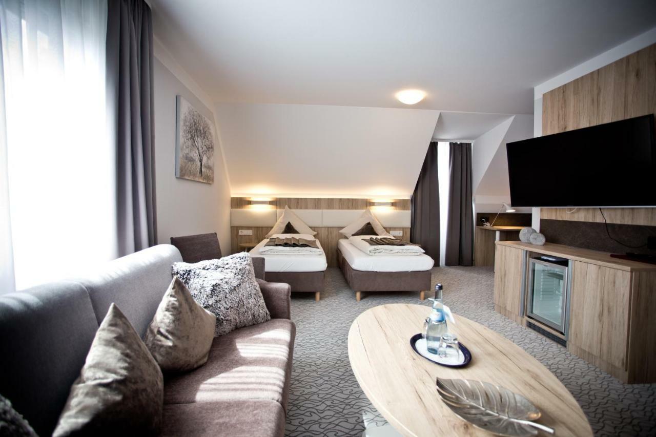 Amtsstueble Hotel & Restaurant Mosbach  Bagian luar foto